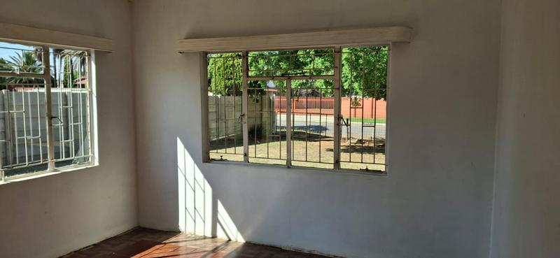 To Let 3 Bedroom Property for Rent in Meyerhof Free State